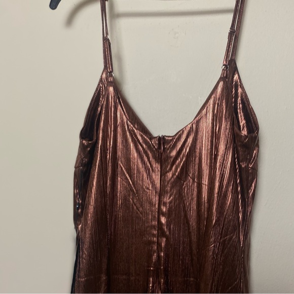NWT Brown Sleeveless Metallic Shimmering V-Neck Slip Design Maxi Dress Sz S - Picture 8 of 15